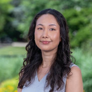 Catherine Harvey headshot