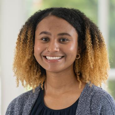 Aolani Perry headshot