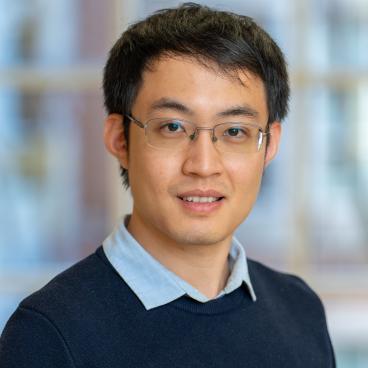 Guanchao Ding headshot