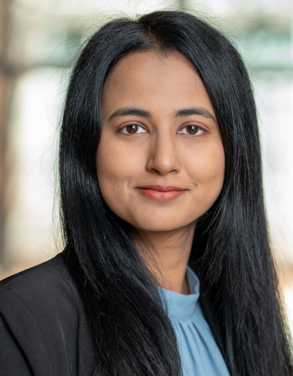 Farhana Chowdhury headshot