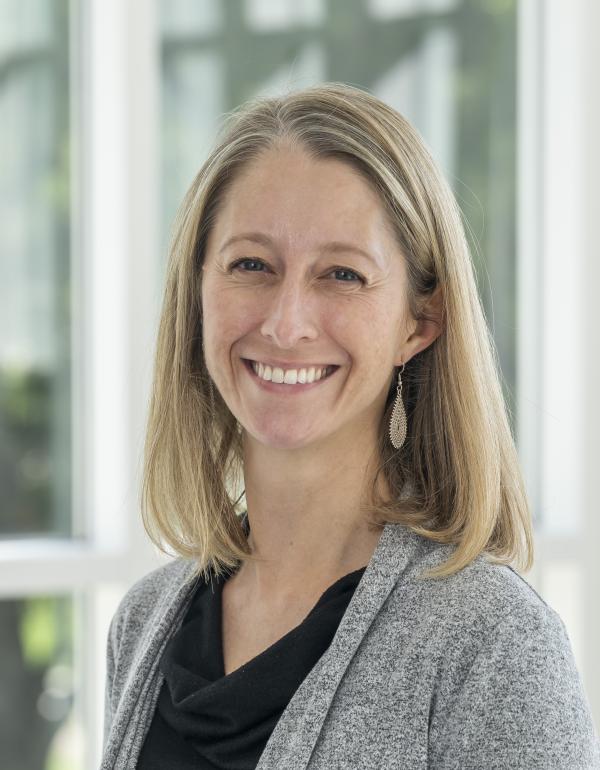 Margaret Scull headshot